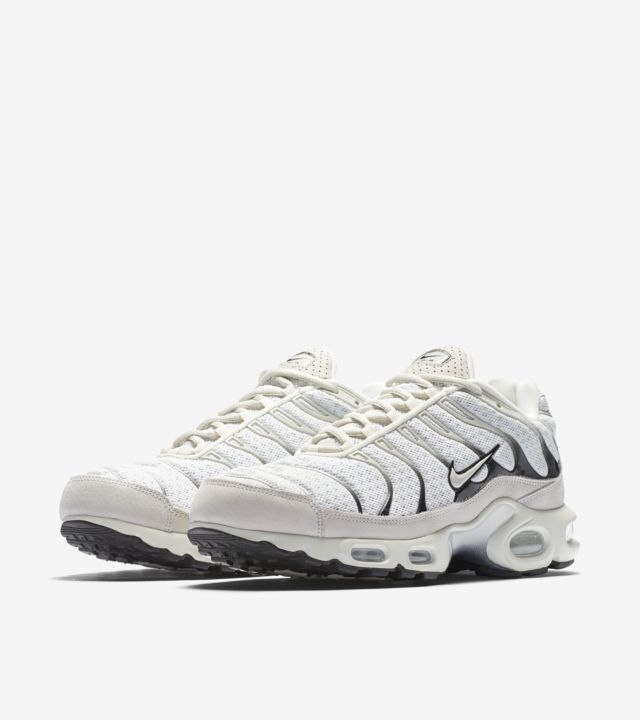 nike jordan 4 black cat