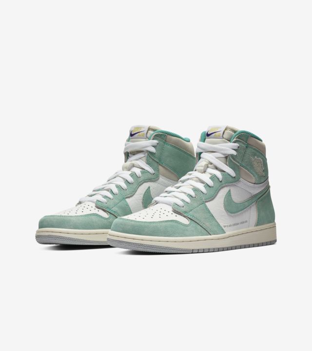 Air Jordan 1 'Turbo Green and White and Light Smoke Grey' Release Date ...