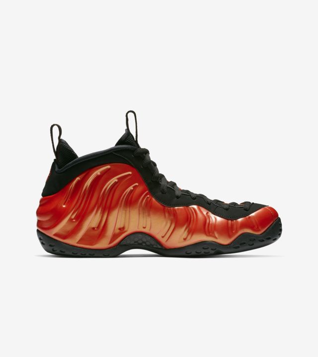 foamposite one habanero red