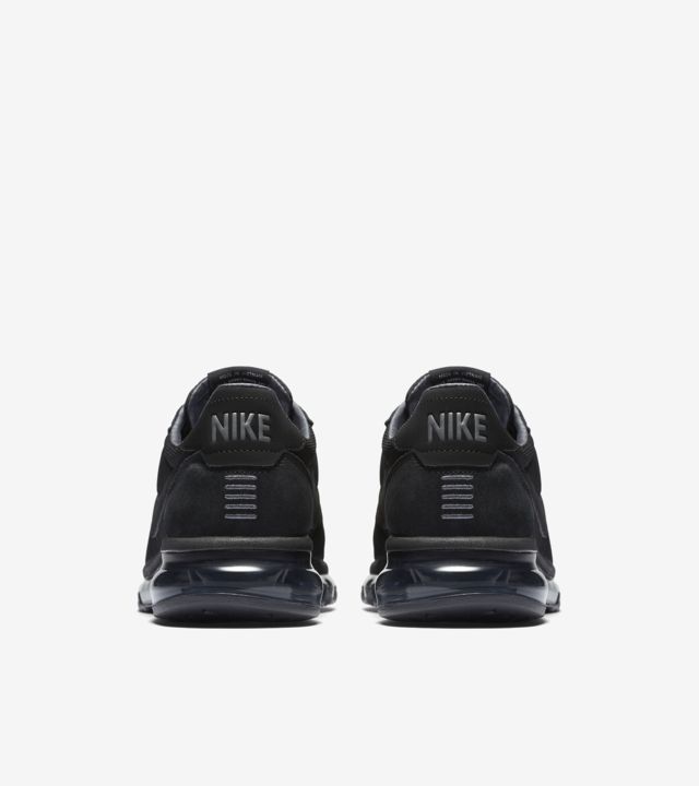 Nike Air Max LD-Zero 'Black & Dark Grey'. Nike SNKRS AT