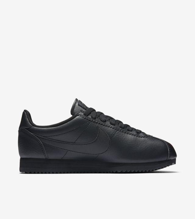 nike wmns classic cortez premium