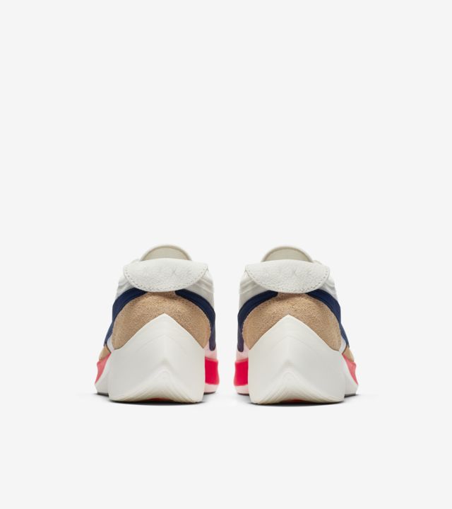 nike moon racer sail solar blue