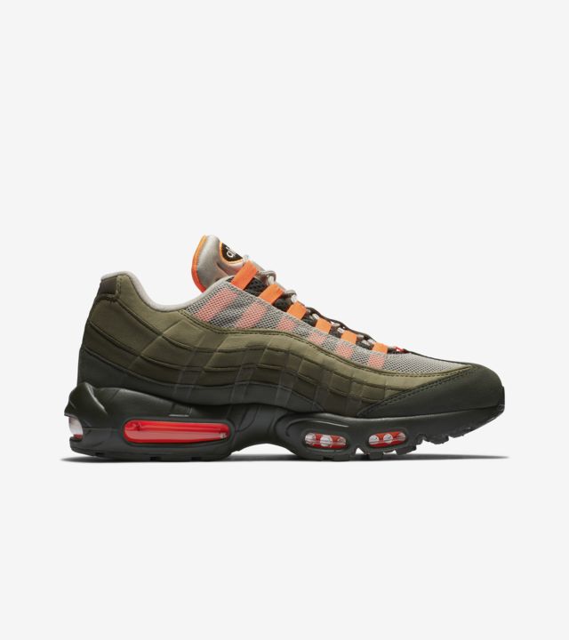 Nike Air Max 95 'Total Orange & Medium Olive' Release Date. Nike SNKRS