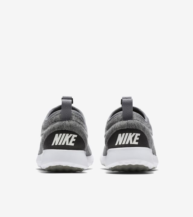 Women's Nike Juvenate 'Tech Fleece' Tumbled Grey. Nike SNKRS US