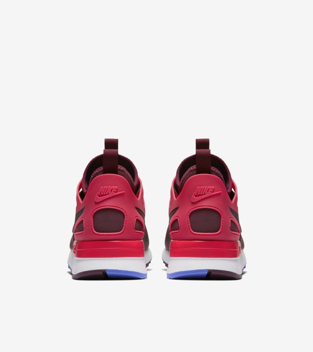 nike air pegasus maroon