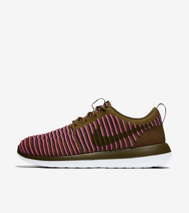 nike roshe two flyknit women's