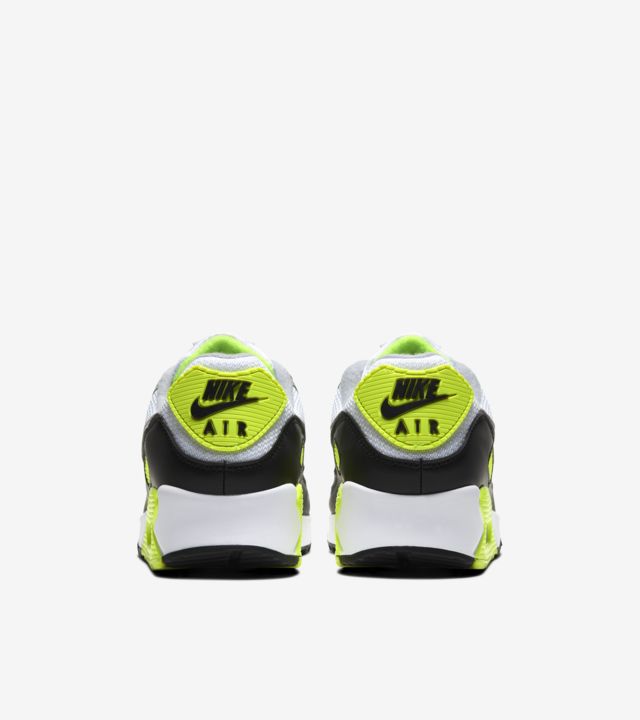 Air Max 90 'Volt/Particle Grey' Release Date. Nike SNKRS SG