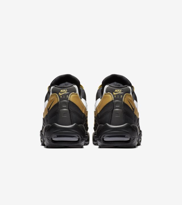 Air Max 95 OG 'Black & Metallic Gold & White' Release Date. Nike SNKRS
