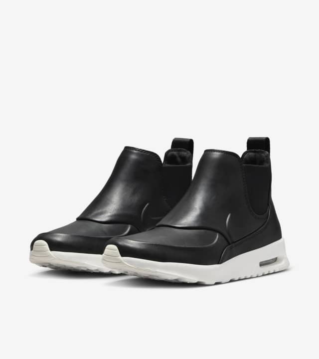 Women's Nike Air Max Thea Mid 'Black & White'. Nike SNKRS FI