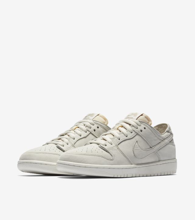 sb zoom dunk low pro decon qs