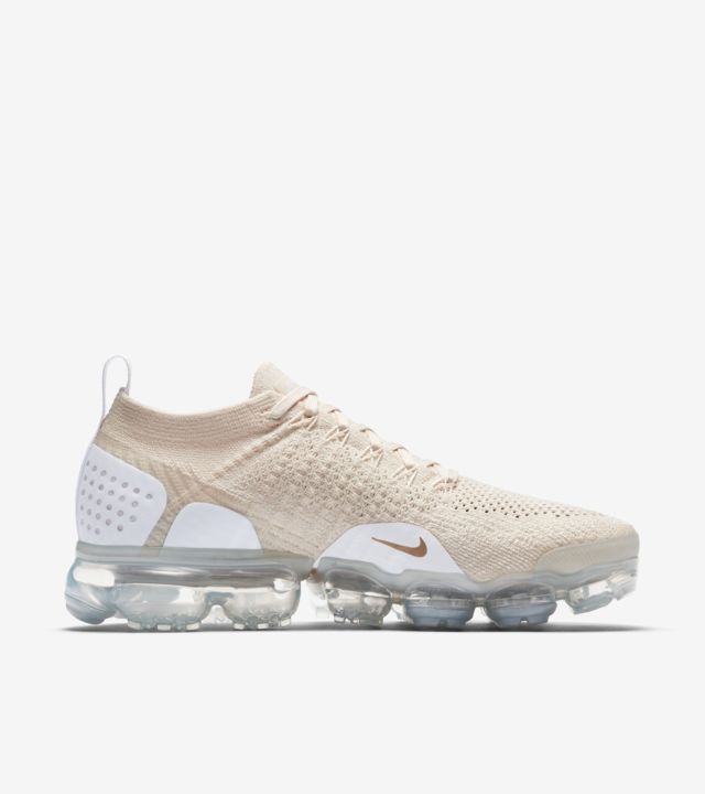 vapormax 2 metallic gold