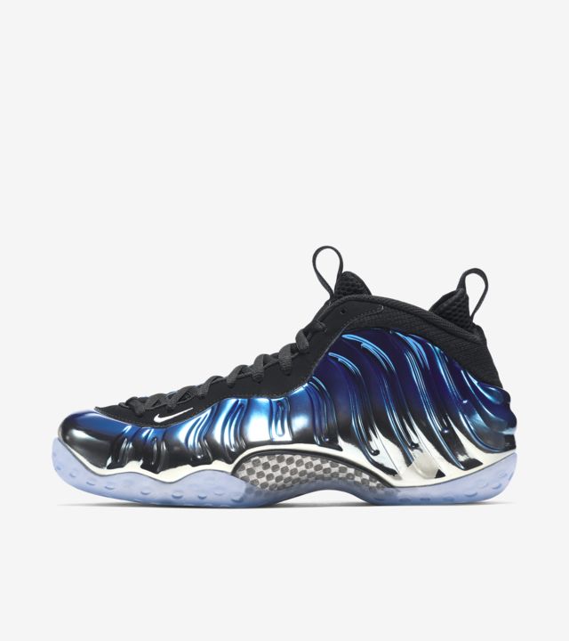 blue foams nike
