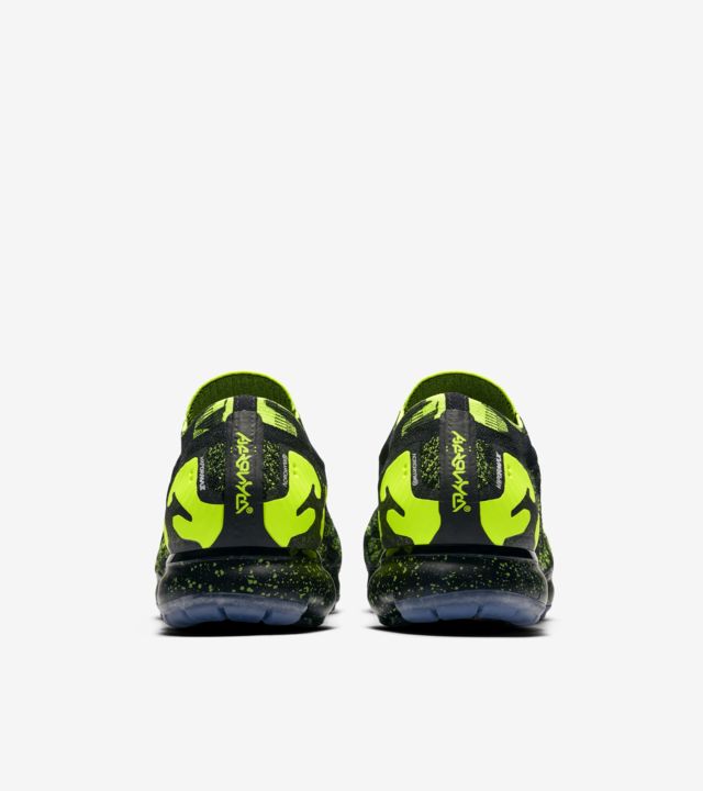 Nike Air VaporMax Moc 2 Acronym 'Black & Volt' Release Date. Nike SNKRS IE