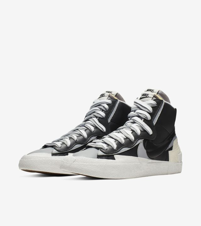 sacai x Nike Blazer Mid 'Black/Wolf Grey' Release Date. Nike SNKRS ID