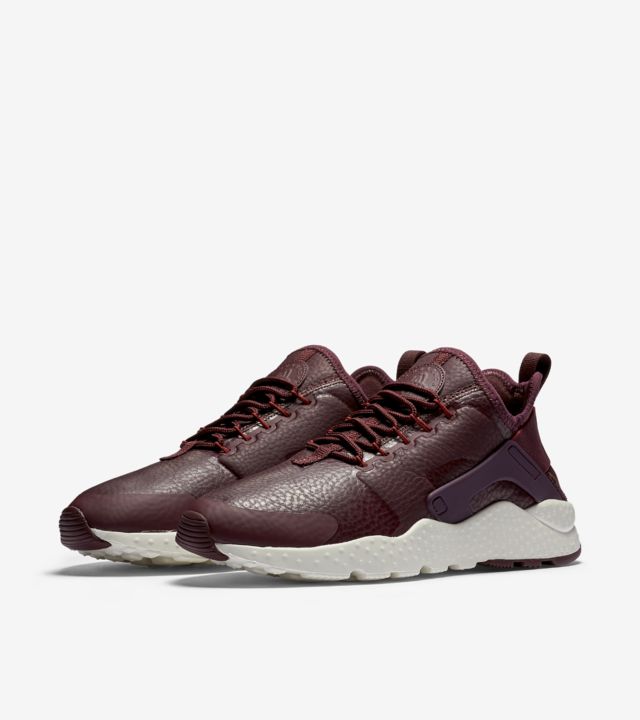 all maroon huaraches