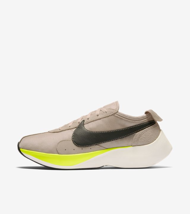 nike moon racer sail