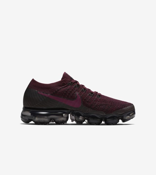 nike air vapormax flyknit bordeaux women's shoe