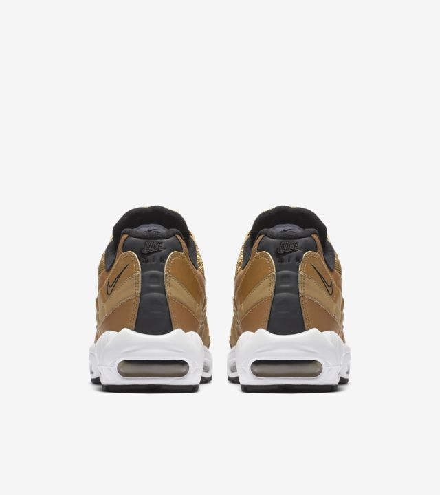 Nike Air Max 95 'Metallic Gold' Release Date. Nike SNKRS