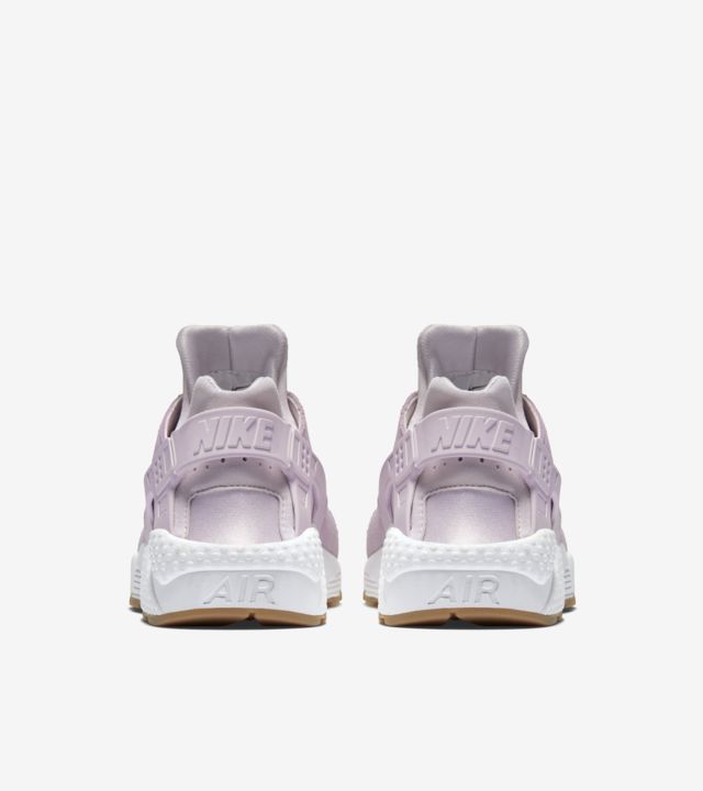 nike air huarache lilac