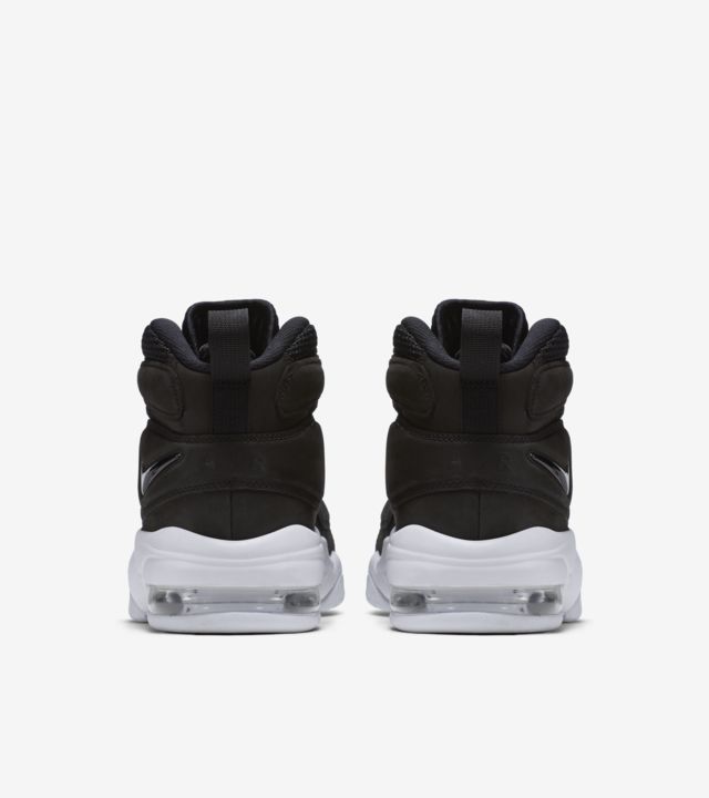 white and black nike air max shoes