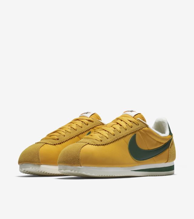 Nike Classic Cortez Nylon 'Oregon' Release Date. Nike SNKRS IE