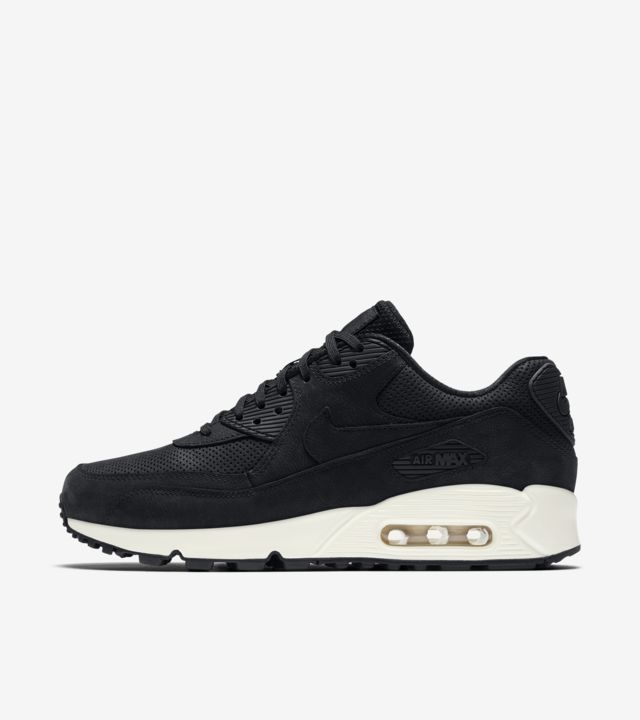 Nike Air Max 90 Pinnacle 'Black & Sail'. Nike SNKRS US