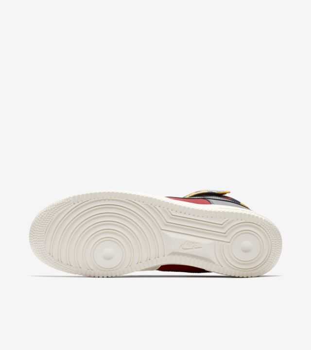 Nike Air Force 1 High 'Midnight Navy & Sail' Release Date. Nike SNKRS