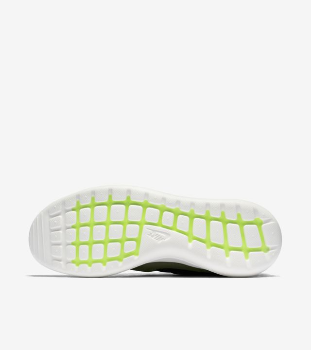 Nike Roshe 2 'Iguana & Sail'. Nike SNKRS
