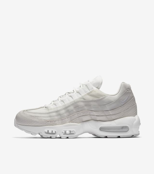 Nike Air Max 95 Premium 'Summit White' Release Date. Nike SNKRS GB