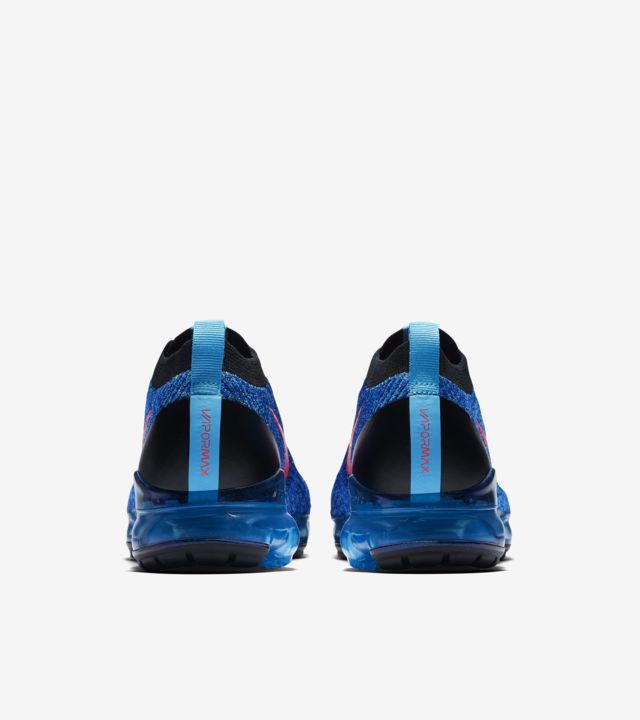 nike air vapormax flyknit 3 blue fury