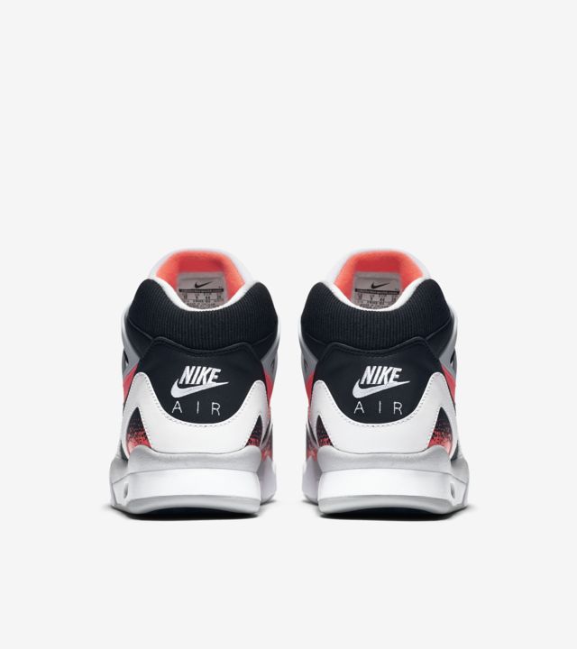 Nike Air Tech Challenge 2 'Hot Lava' 2016. Nike SNKRS US