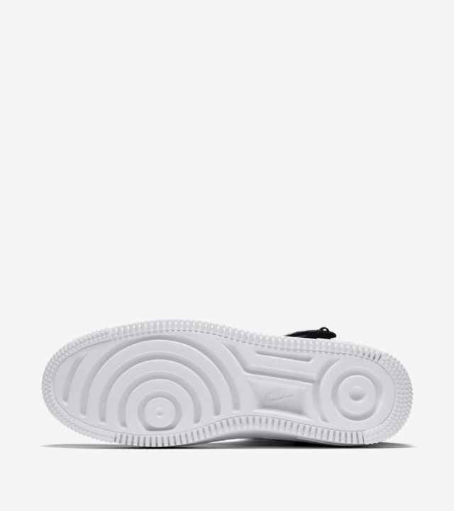 air force 1 sage black and white