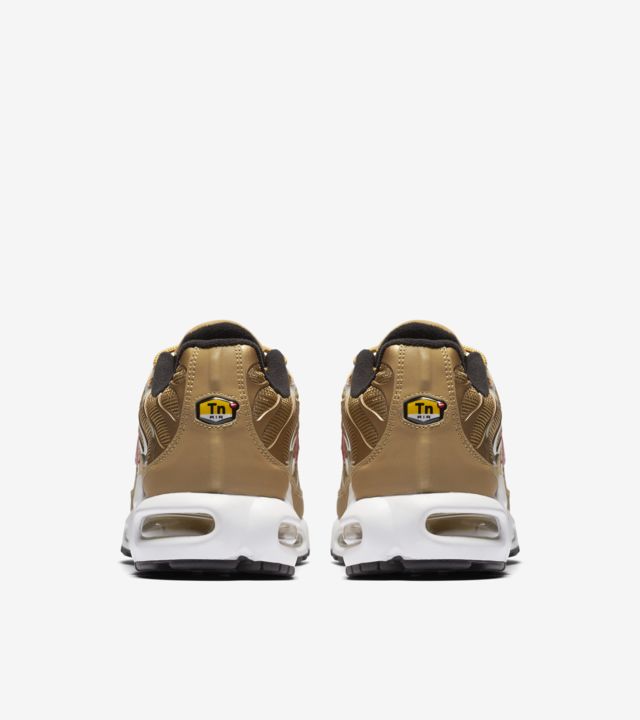 Nike Air Max Plus 'Metallic Gold' Release Date. Nike SNKRS