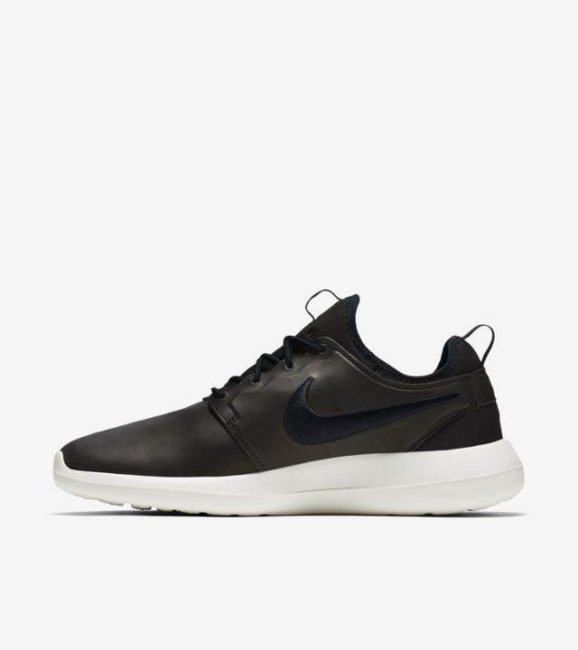 nikelab roshe two leather