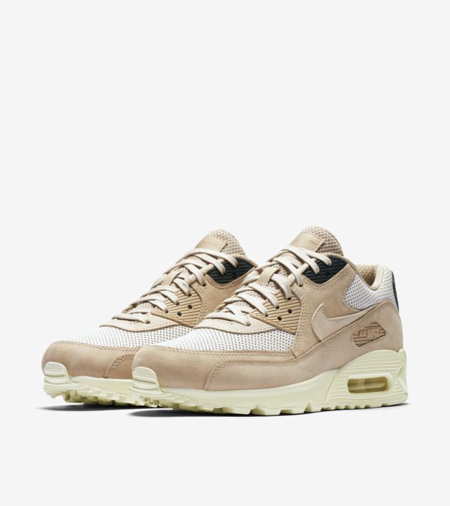 Nike Air Max 90 Pinnacle 'Mushroom'. Nike SNKRS NL