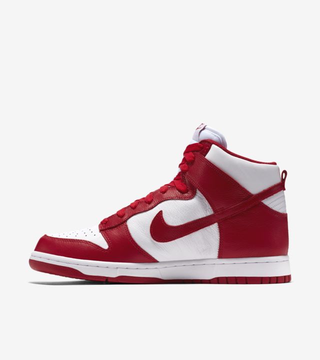 Nike Dunk College Colors 'Red & White'. Nike SNKRS