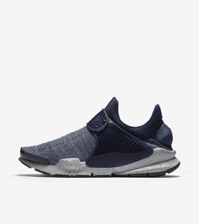 Nike Sock Dart SE Premium 'Midnight Navy'. Nike SNKRS GB