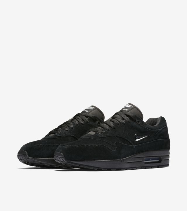 air max 1 black diamond