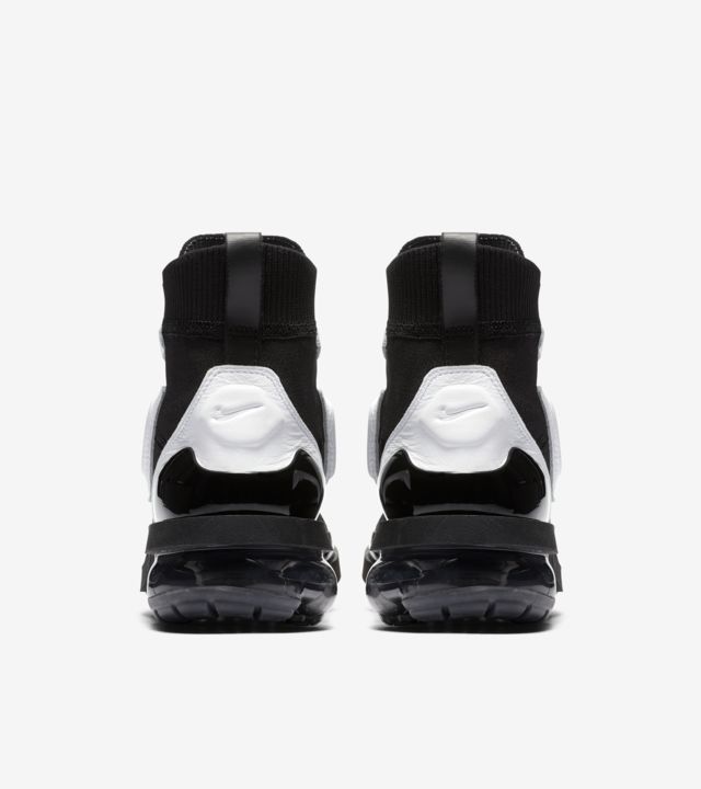 vapormax light 2 mens