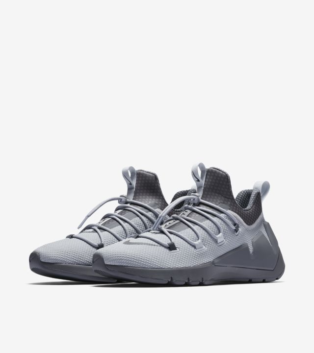 nike zoom shoes grey