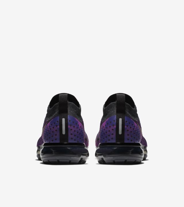 Nike Air Vapormax Flyknit 2 Black And Vivid Purple And Night Purple Release Date Nike Snkrs