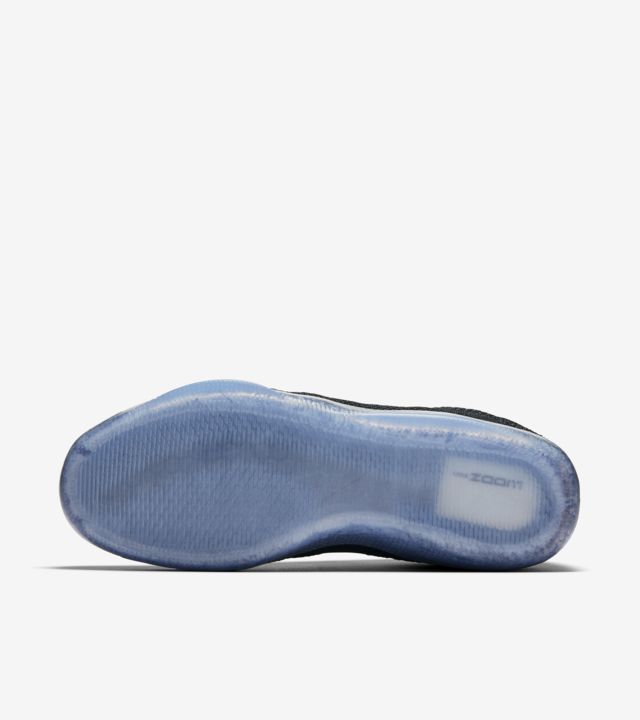 kobe 11 elite low space