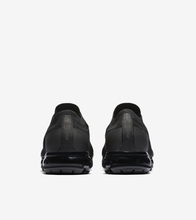 vapormax flyknit moc noir