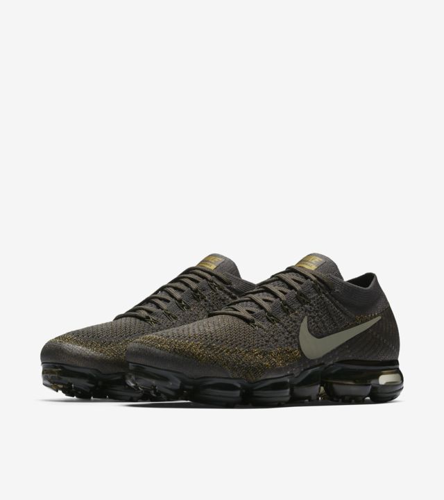 Nike Air Vapormax 'Midnight Fog & Desert Moss'. Nike SNKRS US