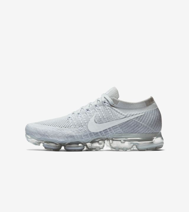 Nike Air VaporMax 'Pure Platinum'. Nike SNKRS GB