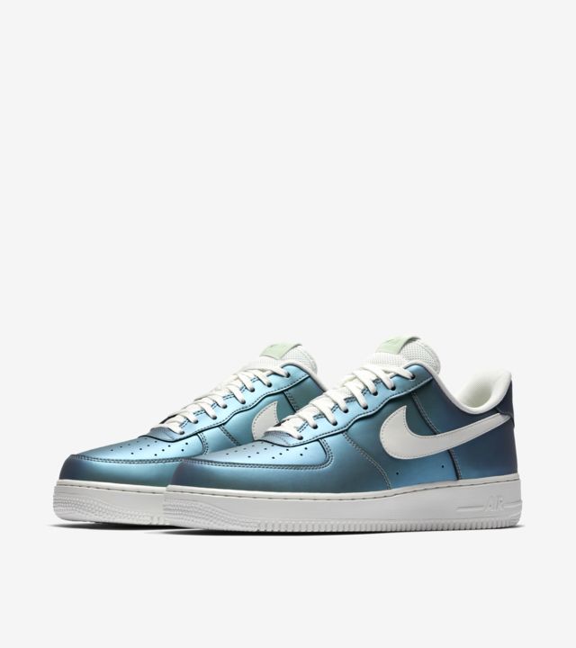 nike air force one mint