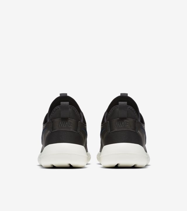 NikeLab Roshe Two Leather 'Black & Sail'. Nike SNKRS US