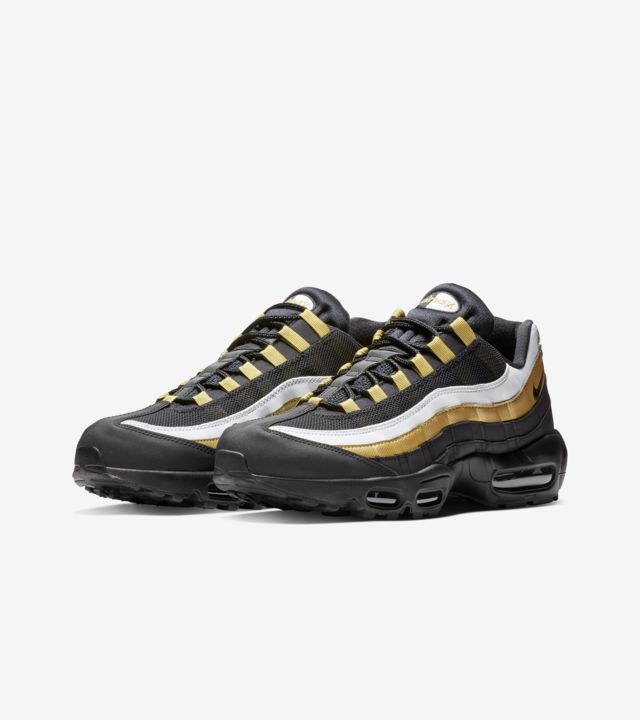 Air Max 95 Og 'black & Metallic Gold & White' Release Date. Nike Snkrs Us