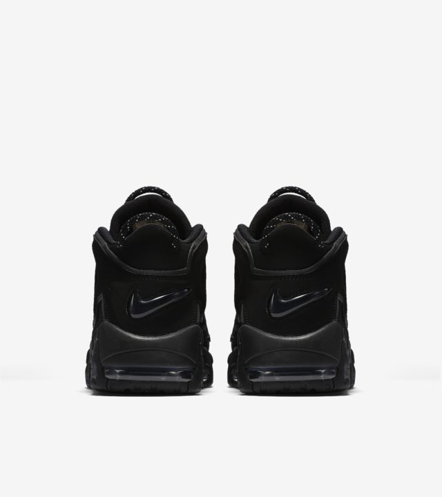 【NIKE公式】ナイキ エア モア アップテンポ 'Triple Black' 2018 (414962-004 / モアテン). Nike