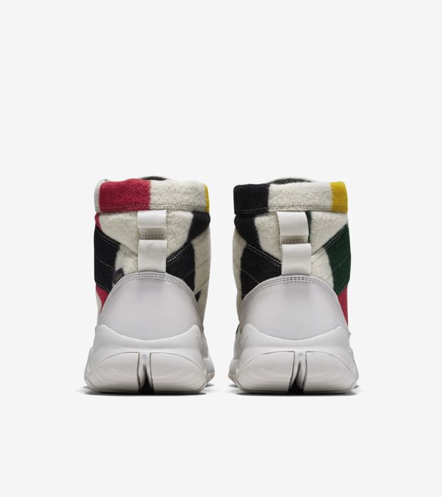 nike sfb pendleton